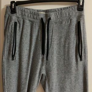 Men’s joggers
